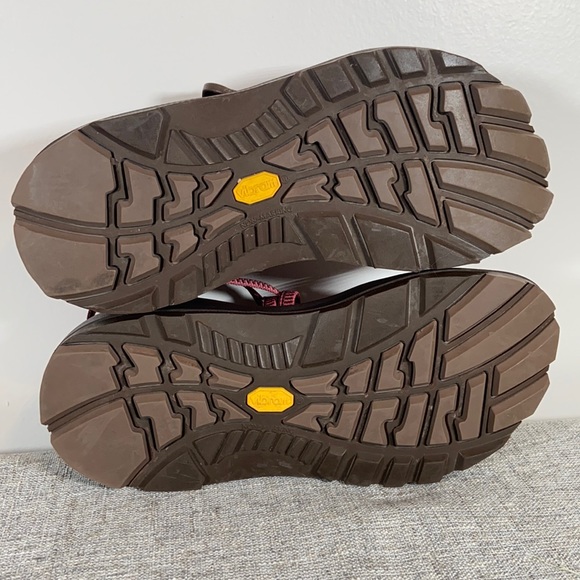 Chaco Odyssey Sport Sandal - Picture 5 of 6